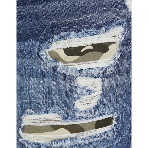 π Camo Underlay Classic Denim Short Vintage Stretch Medium Wash 26 NWT Torrid - Picture 3 of 4